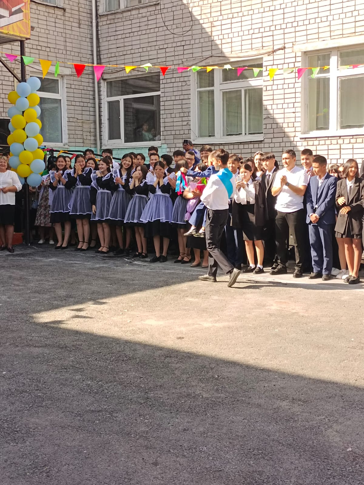 2023-2024 жаңа оқу жылының басталуы. 1 қыркүйек "Білім" күні